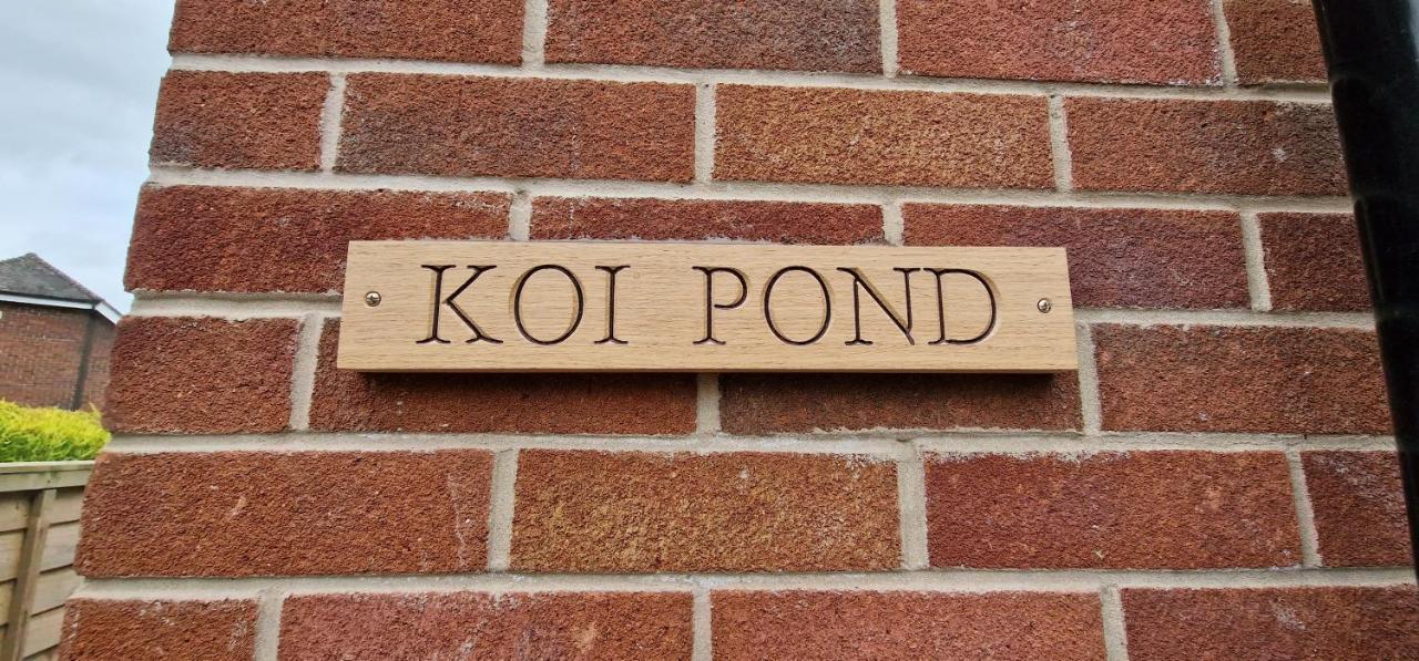 Koi Pond Annex Hotel Колфорд Екстериор снимка
